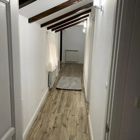 Pensiunea Casa Zanet *