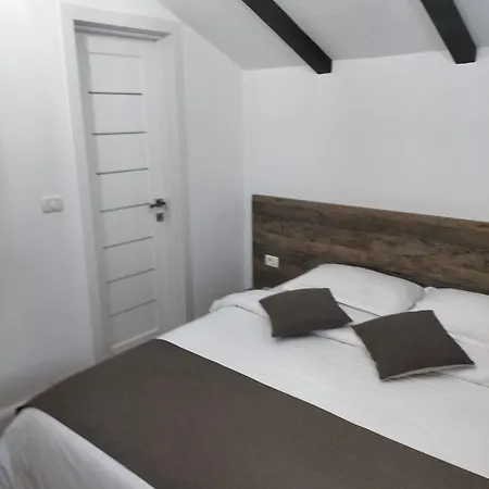 Gasthof Pensiunea Casa Zanet Borşa